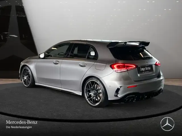 Mercedes-Benz A 45 AMG