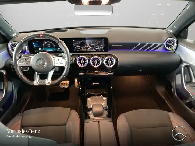 Mercedes-Benz A 45 AMG