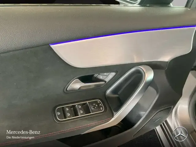 Mercedes-Benz A 45 AMG
