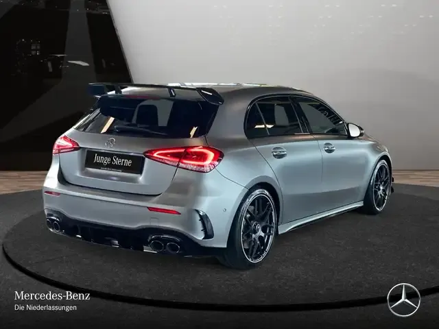 Mercedes-Benz A 45 AMG