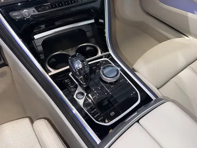BMW M850