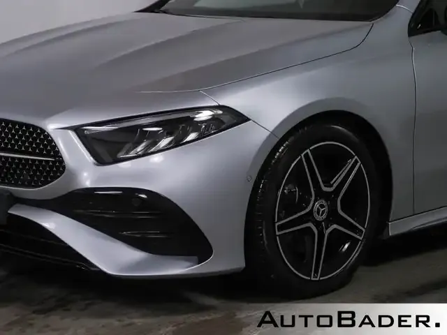 Mercedes-Benz A 220