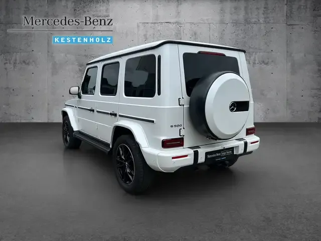 Mercedes-Benz G 500