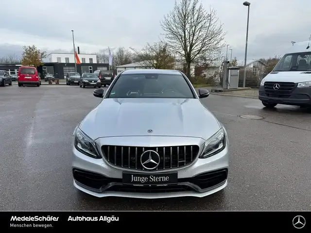 Mercedes-Benz C 63 AMG