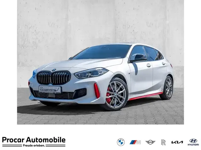 BMW 128