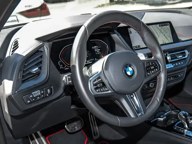 BMW 128