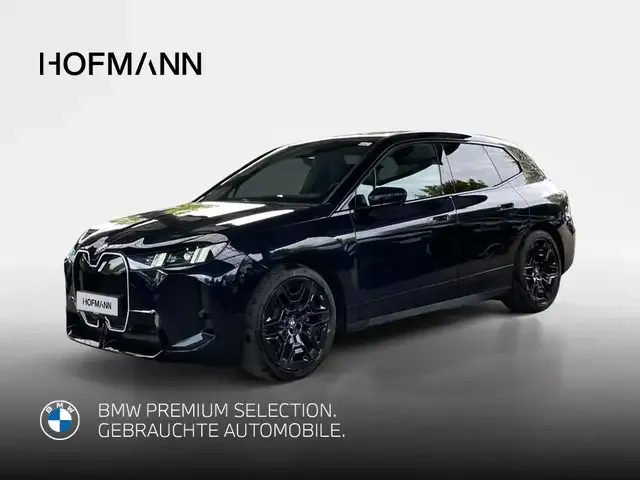 BMW iX