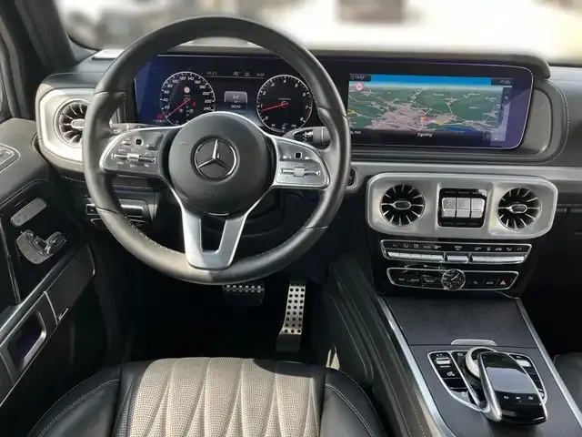 Mercedes-Benz G 500