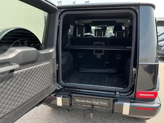 Mercedes-Benz G 500