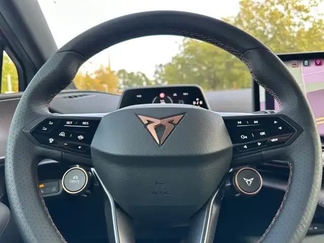 CUPRA Tavascan
