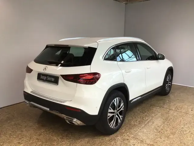 Mercedes-Benz GLA 250