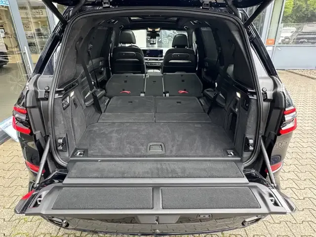 BMW X7 M