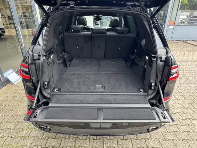 BMW X7 M