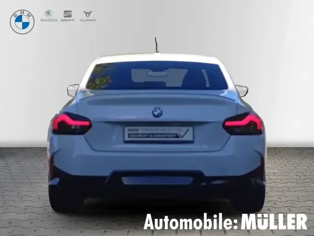 BMW 220
