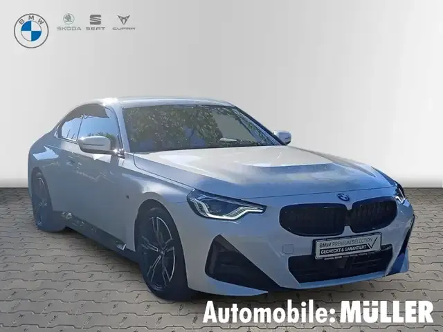 BMW 220