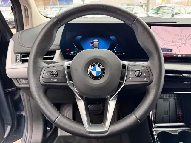 BMW 216