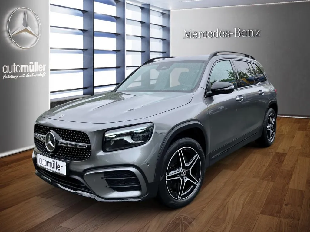 Mercedes-Benz GLB 220