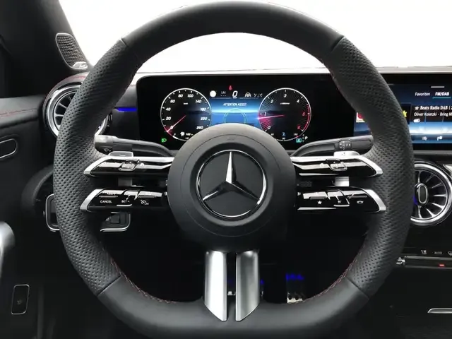 Mercedes-Benz CLA 220