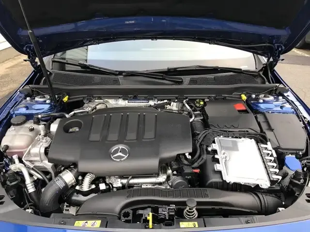 Mercedes-Benz CLA 220
