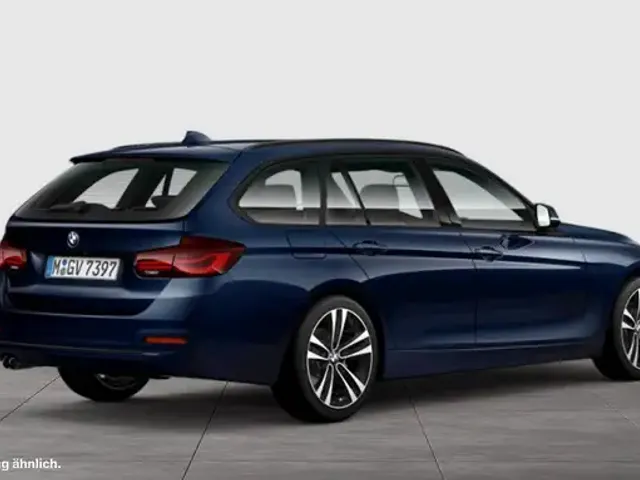 BMW 320