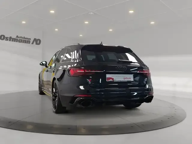 Audi RS4