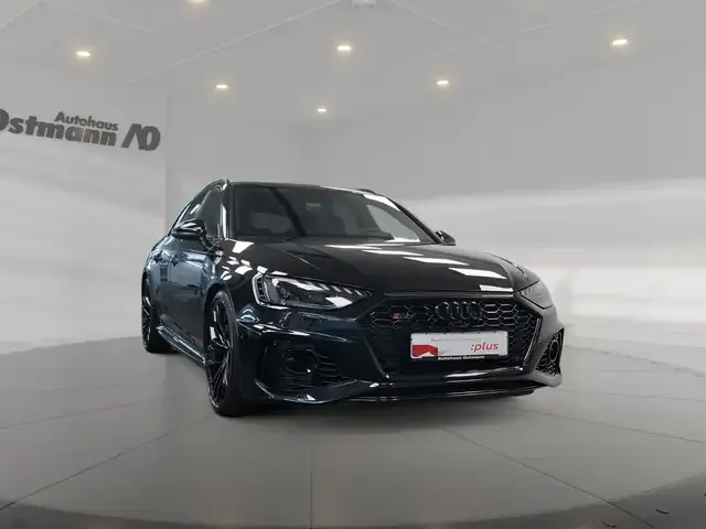 Audi RS4
