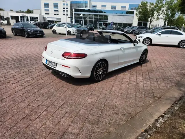 Mercedes-Benz C 220