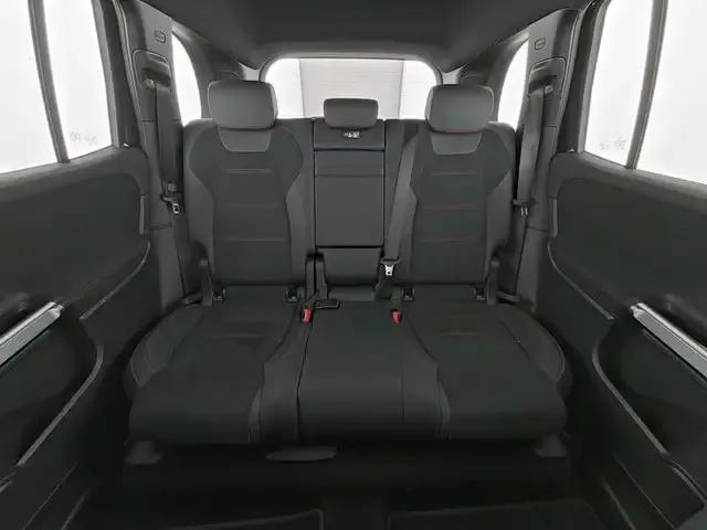Mercedes-Benz EQB 300