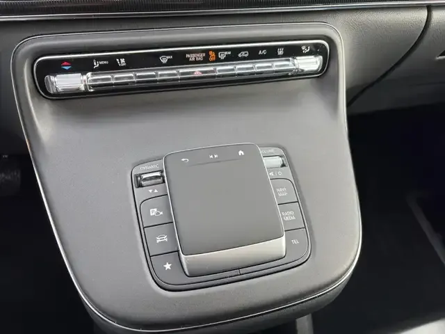 Mercedes-Benz EQV 300