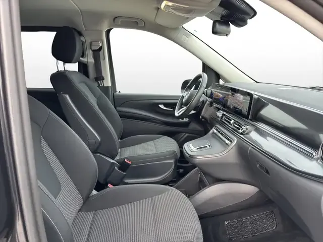 Mercedes-Benz EQV 300