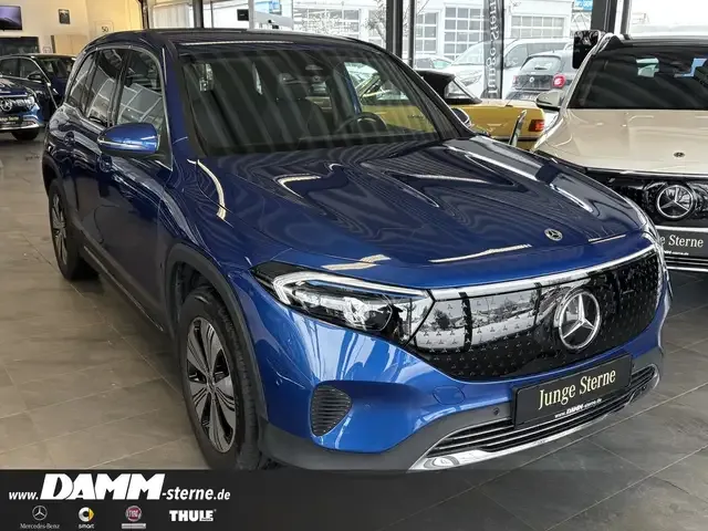Mercedes-Benz EQB 300