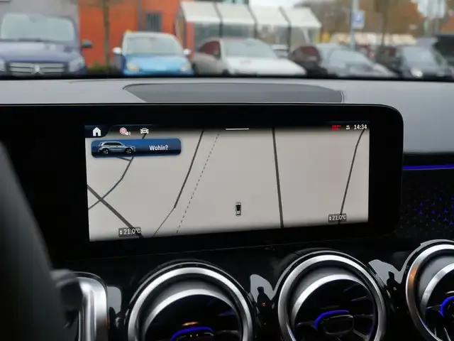 Mercedes-Benz GLB 200