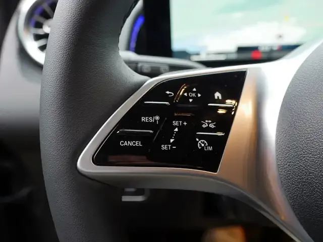 Mercedes-Benz GLB 200