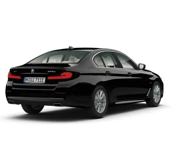 BMW 545