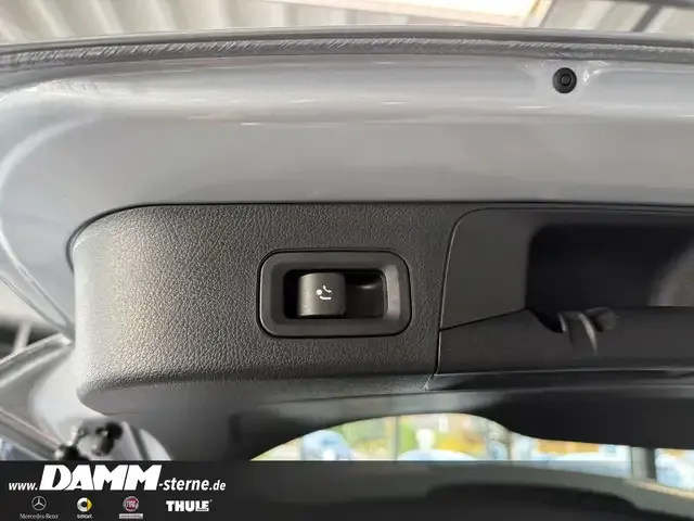 Mercedes-Benz EQB 300