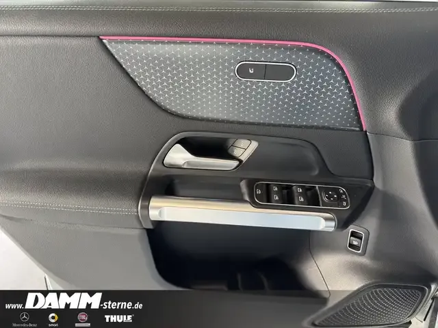 Mercedes-Benz EQB 300