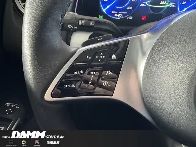 Mercedes-Benz EQB 300