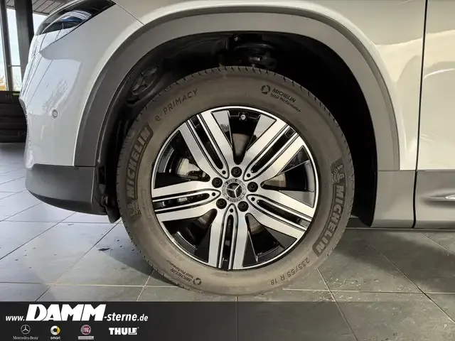 Mercedes-Benz EQB 300