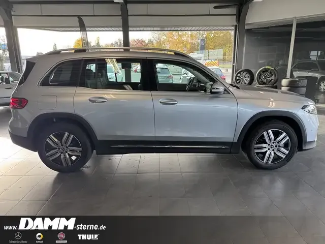 Mercedes-Benz EQB 300