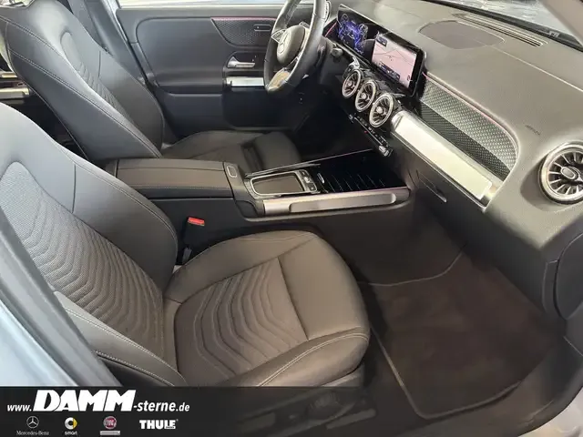 Mercedes-Benz EQB 300