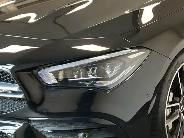 Mercedes-Benz CLA 35 AMG