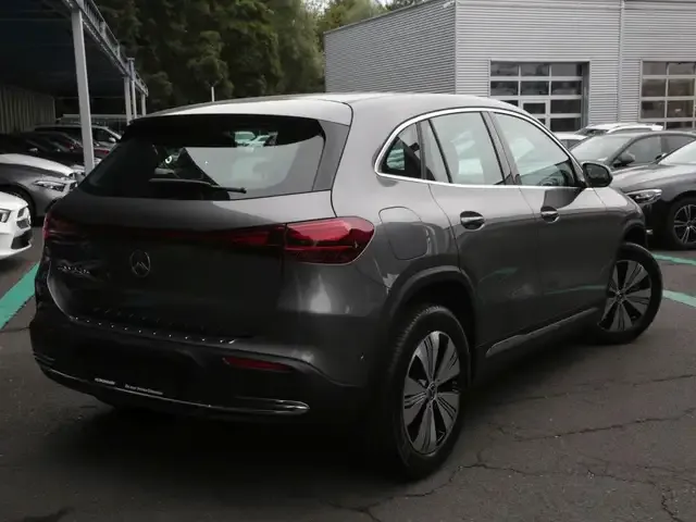 Mercedes-Benz EQA 250