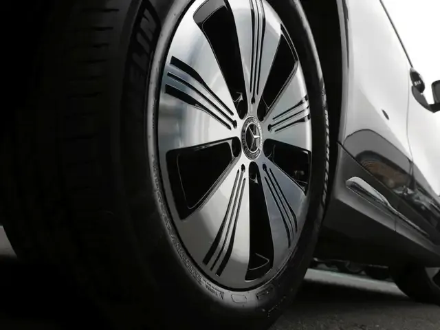 Mercedes-Benz EQA 250