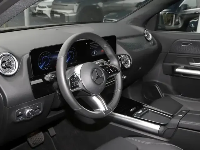 Mercedes-Benz EQA 250