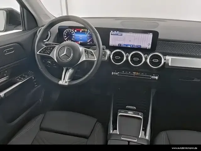 Mercedes-Benz GLB 180