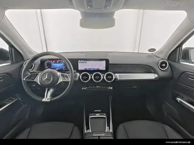 Mercedes-Benz GLB 180