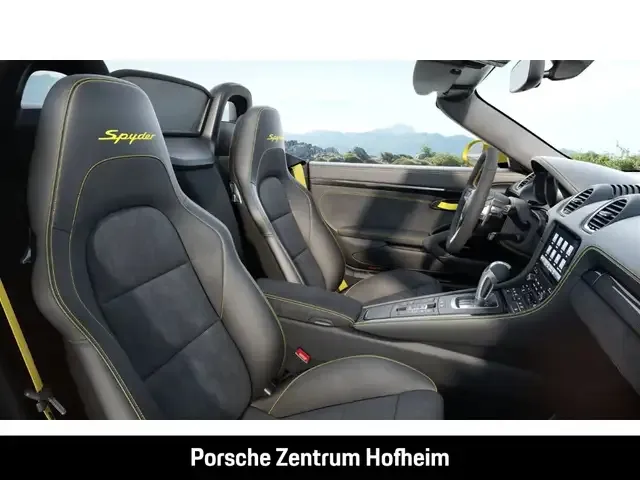 Porsche 718 Spyder