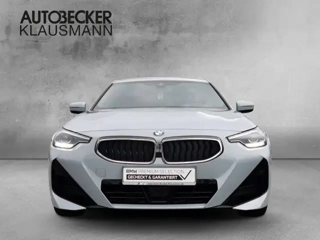 BMW 220