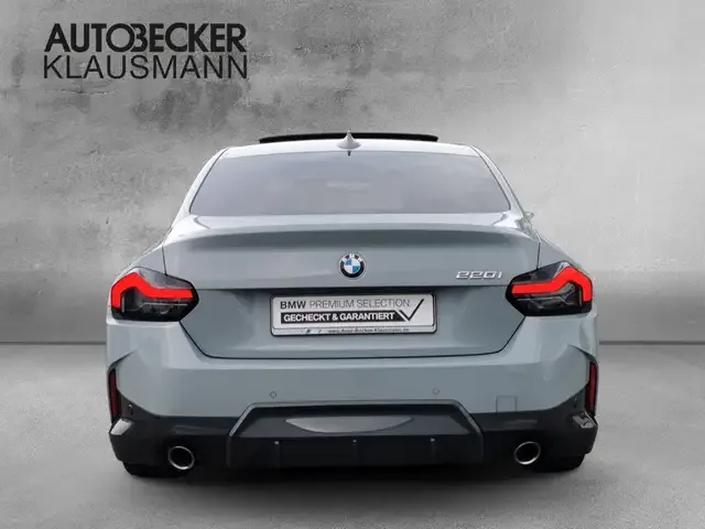 BMW 220
