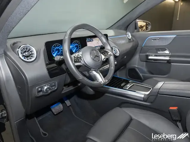 Mercedes-Benz EQA 300